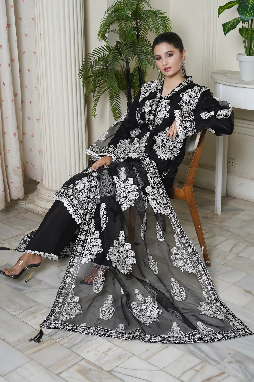 Stitched Luxury Lawn-3 Piece TL-135
