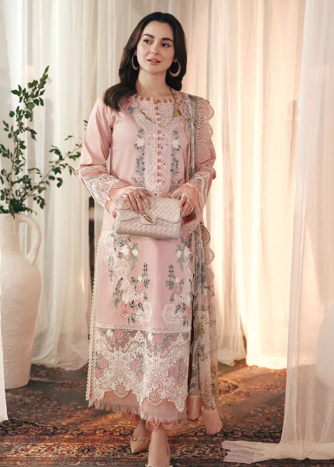 Unstitched Premium Lawn-3 Piece TL-61