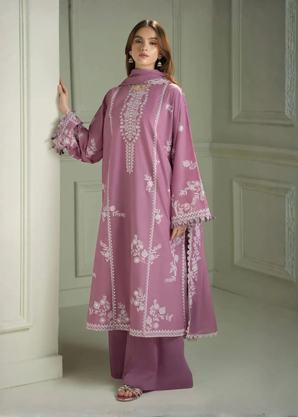 Unstitched Premium Lawn-3 Piece TL-82