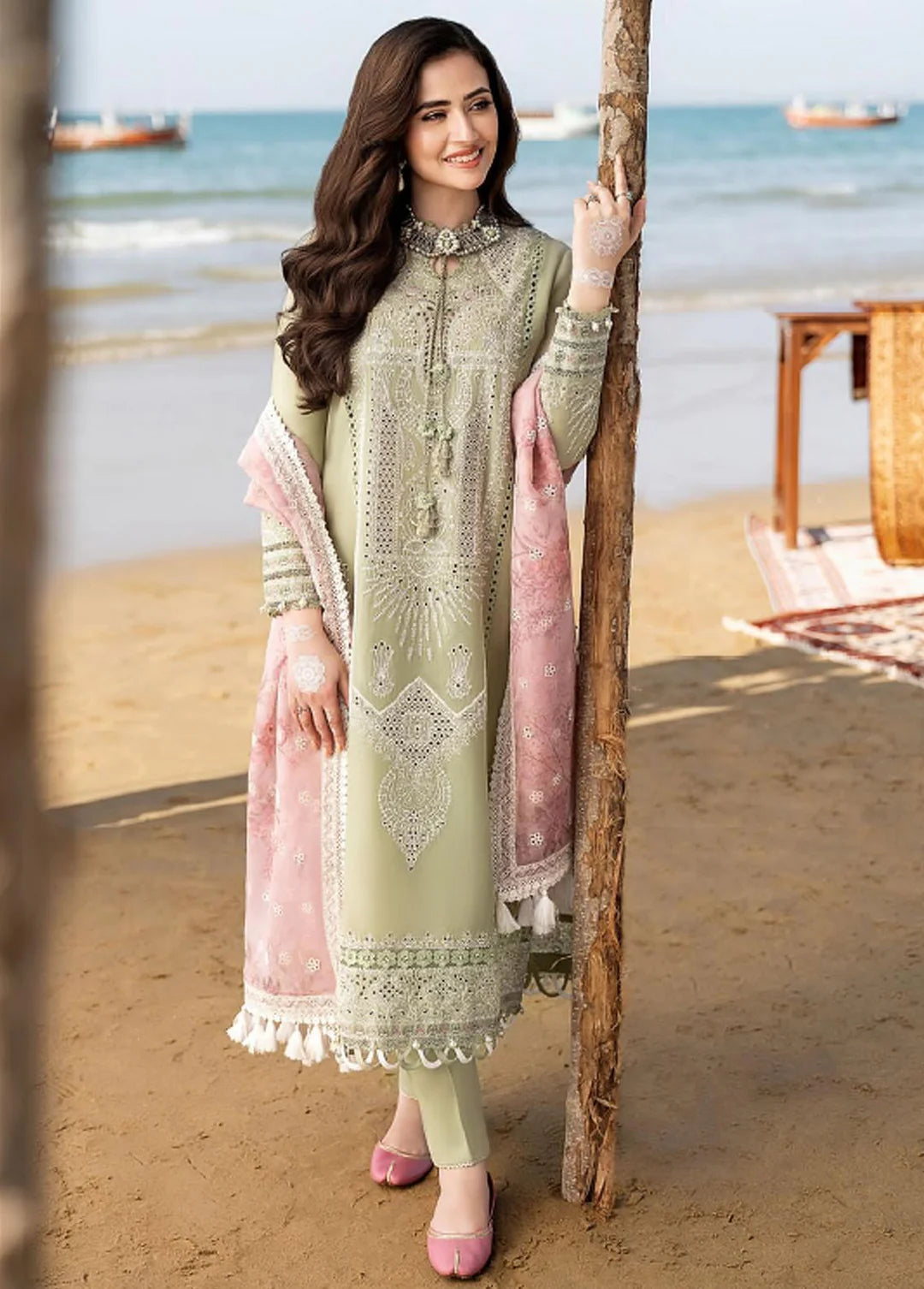 Unstitched Premium Lawn-3 Piece TL-22
