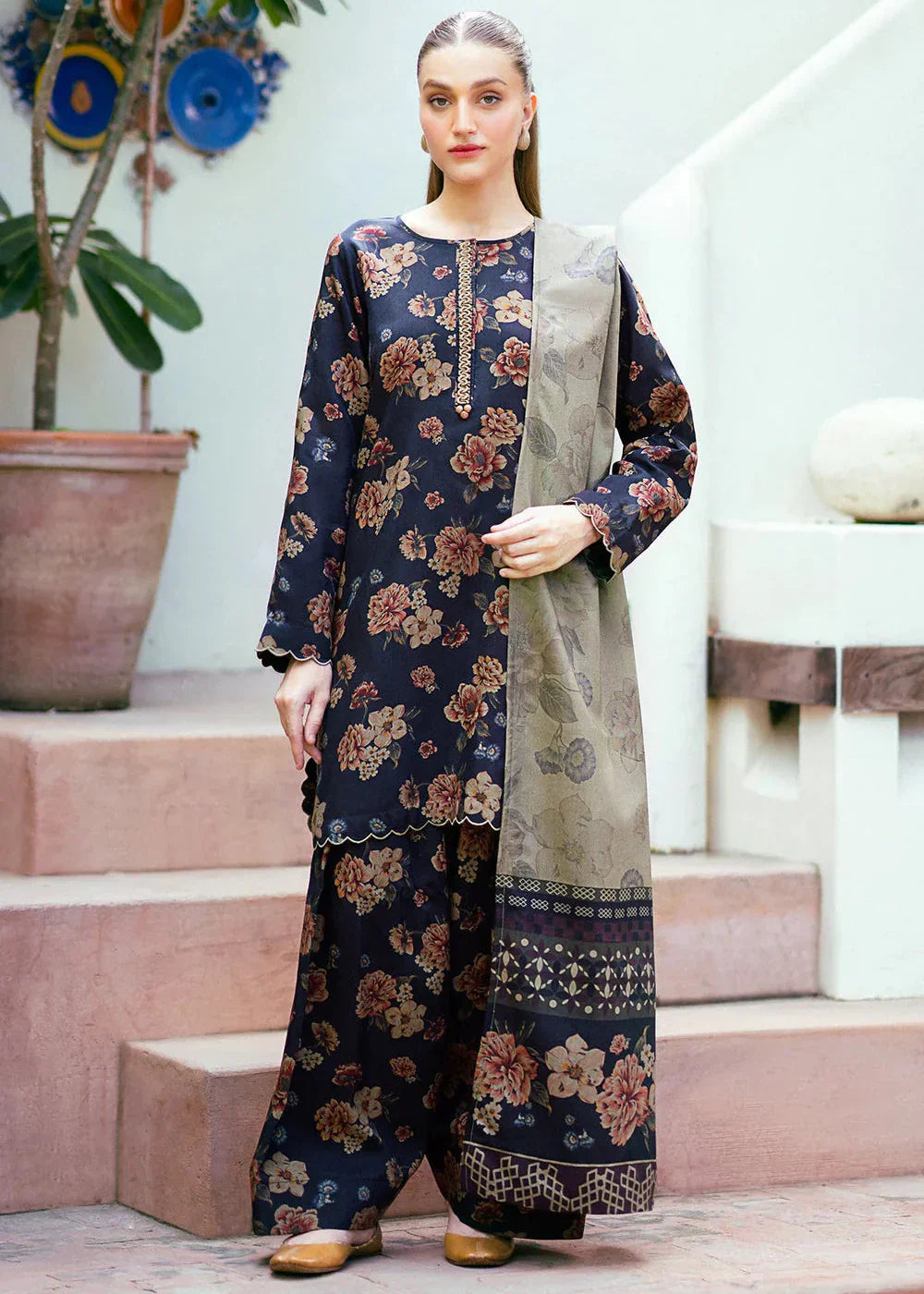 Unstitched Premium Lawn-3 Piece TL-29