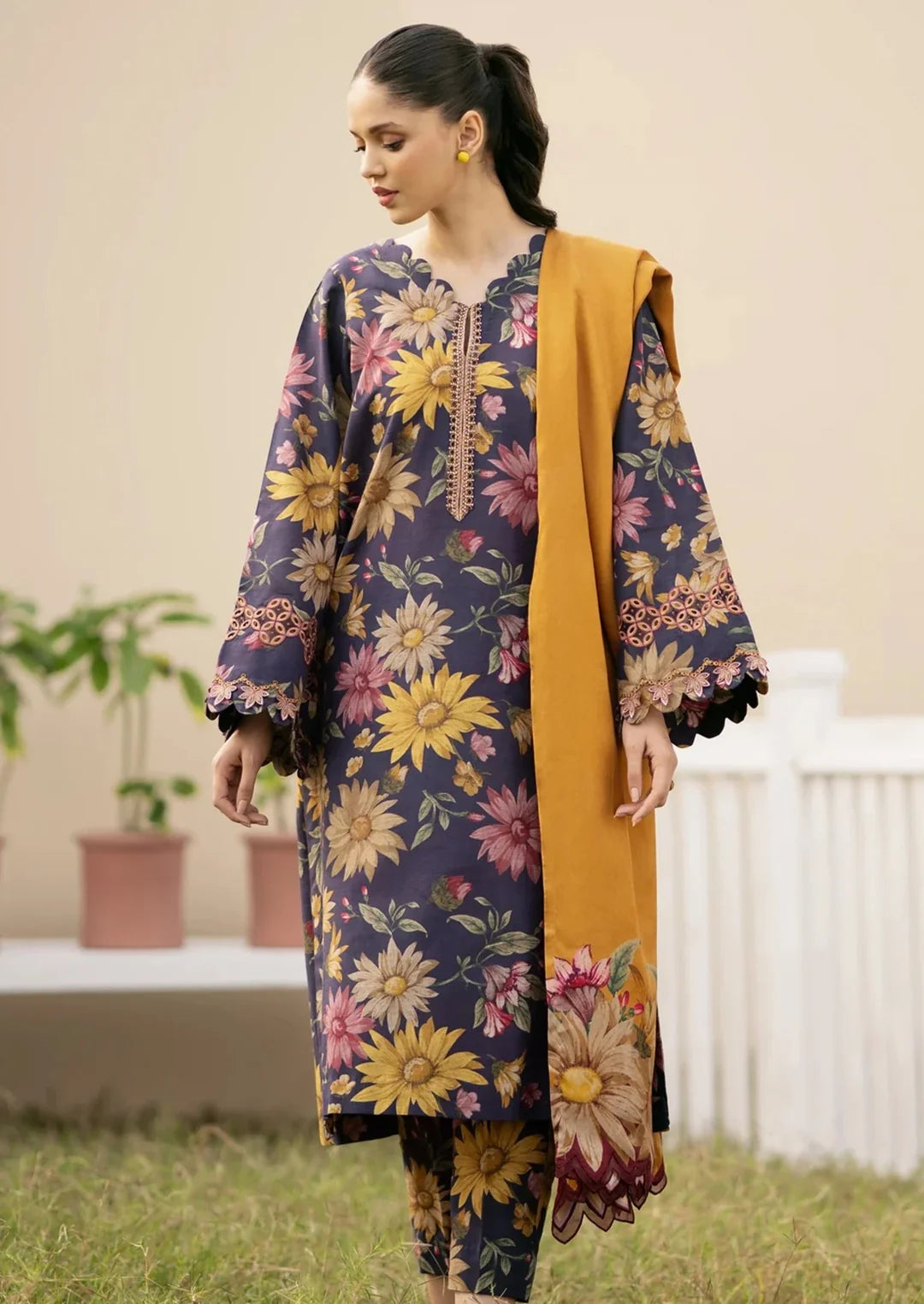 Unstitched Premium Lawn-3 Piece TL-54